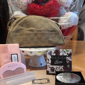 GUCCI Grab:Monogram Bag, NIB Mirror, Pink Comb/Pouch,  Drawstring Carrying Bag